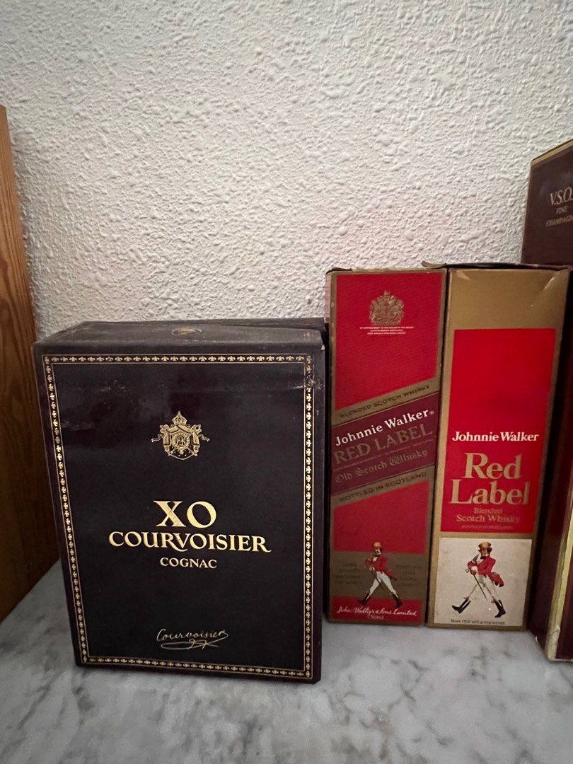 Johnnie walker XO courvoisier cognac Otard Remy Martin, Food & Drinks