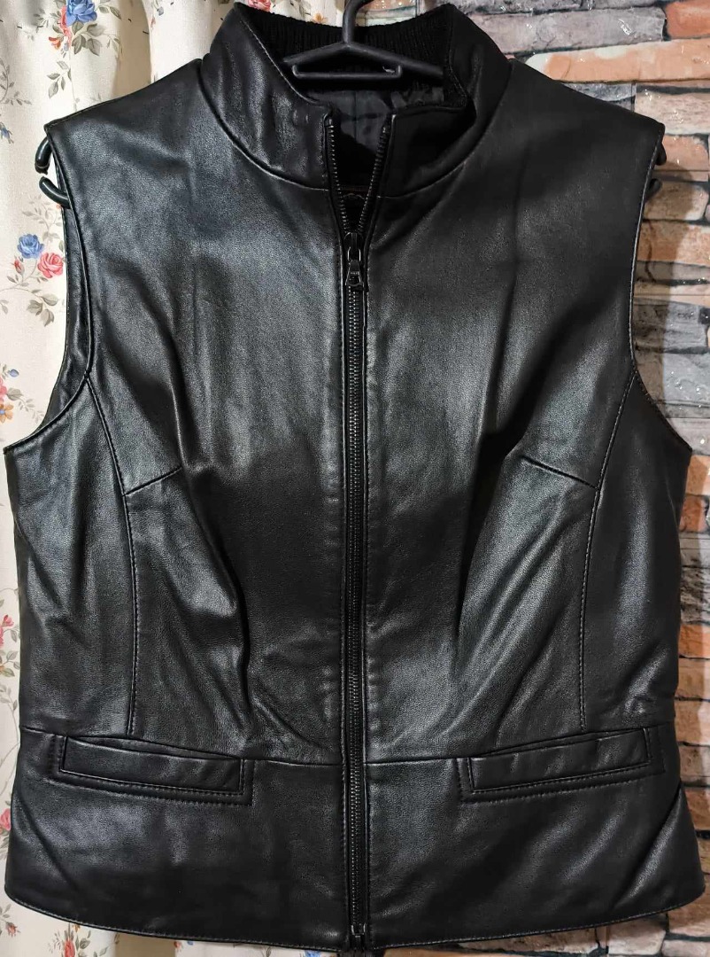Karino Leather Vest, Women's Fashion, Coats, Jackets and Outerwear on ...
