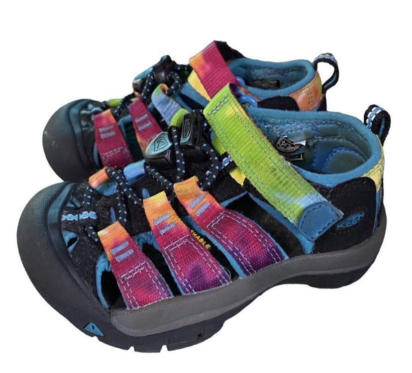 Keen boy sandals deals