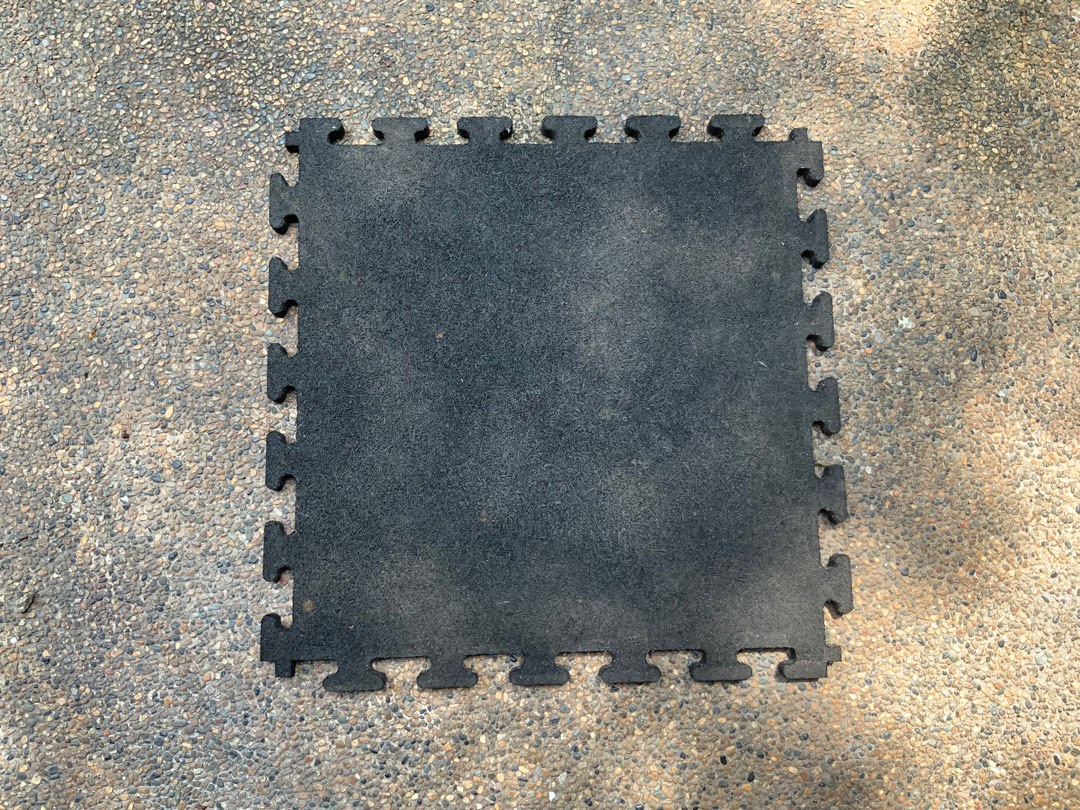 Large Gym Mats 10 Pieces, Sports Equipment, Exercise & Fitness