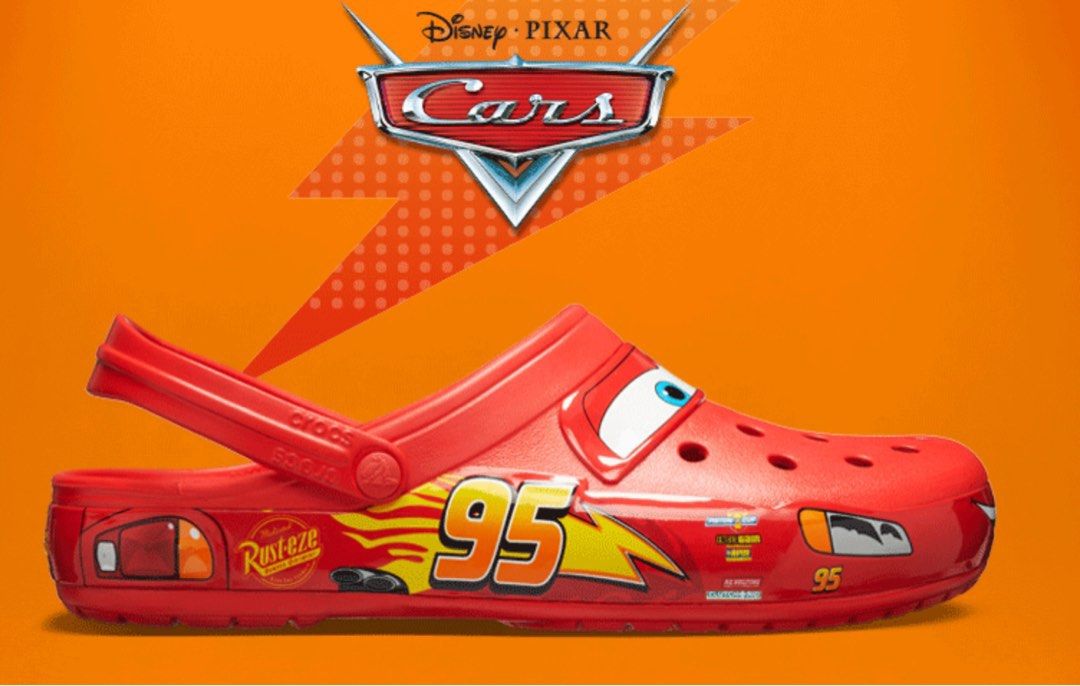 Adult sized hot sale lightning mcqueen crocs