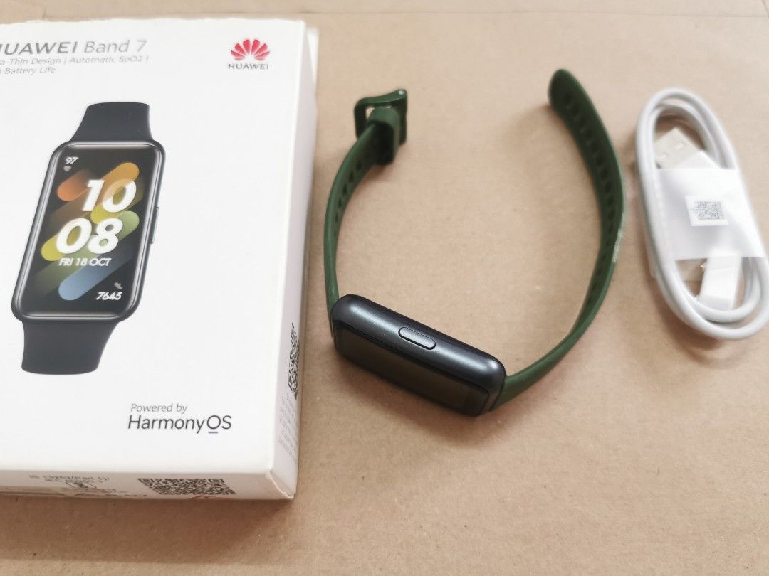 LIKE NEW Huawei Band 7 FREE a amazfit bip watch Mobile Phones