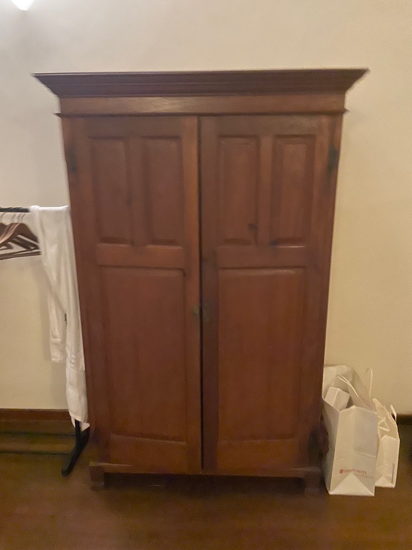 Linen Closet, Furniture & Home Living, Furniture, Shelves,