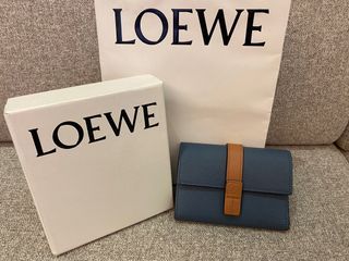 全新☘️Loewe 經典三折☘️土耳其藍
