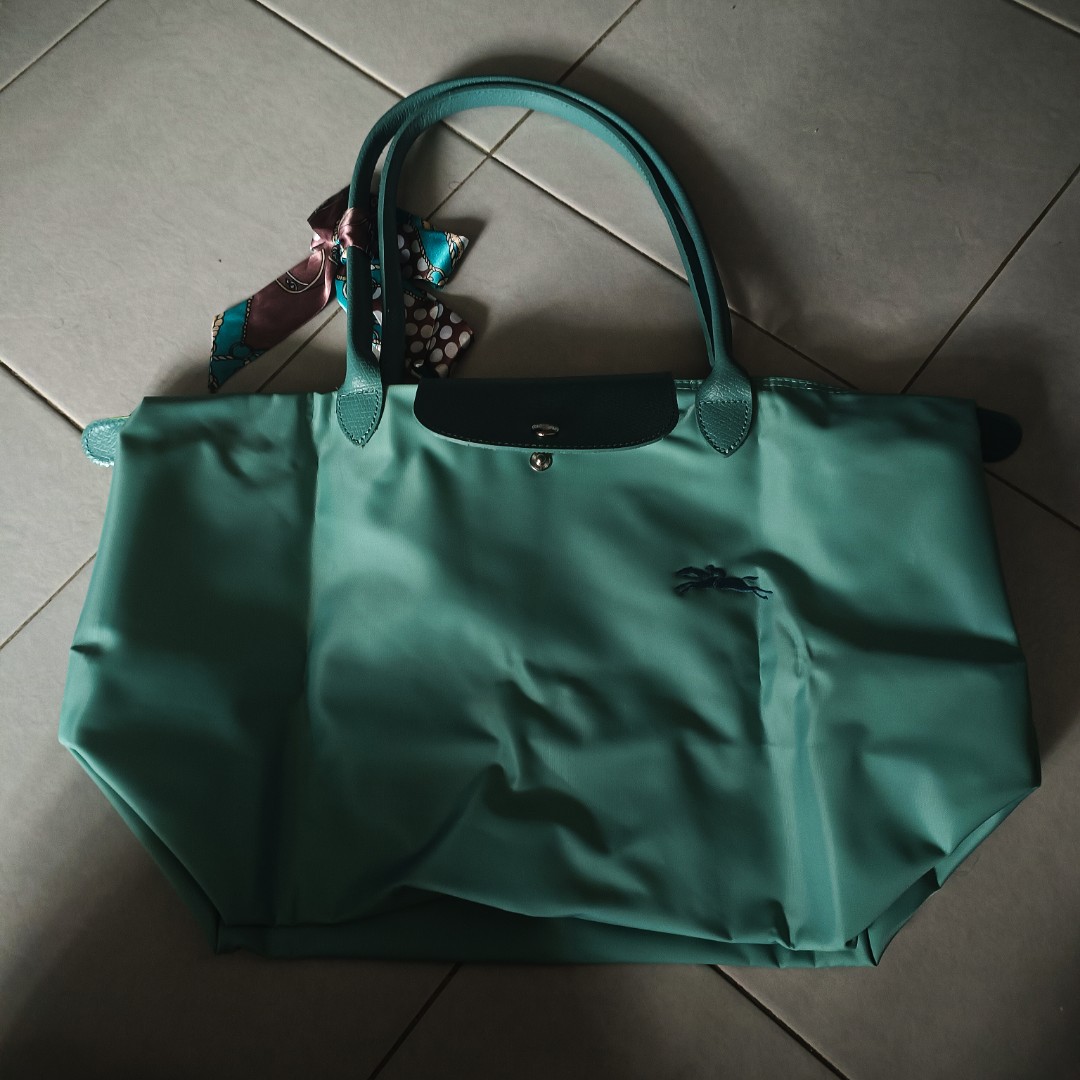 Longchamp Le Pliage Boxford Travel Bag, Luxury, Bags & Wallets on Carousell