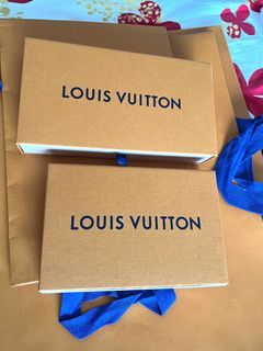 Gifting : Louis Vuitton LV Vip gift, Luxury, Accessories on Carousell