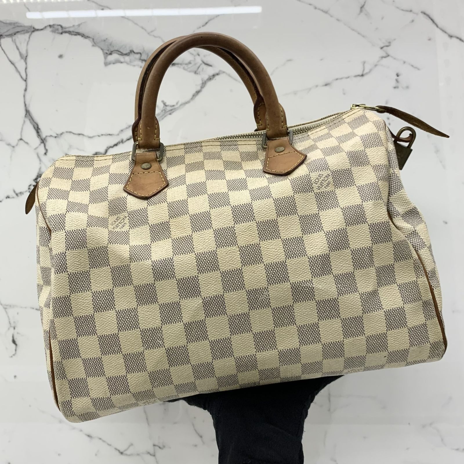 LV speedy 25 w/ lock and key, Luxury, Bags & Wallets on Carousell