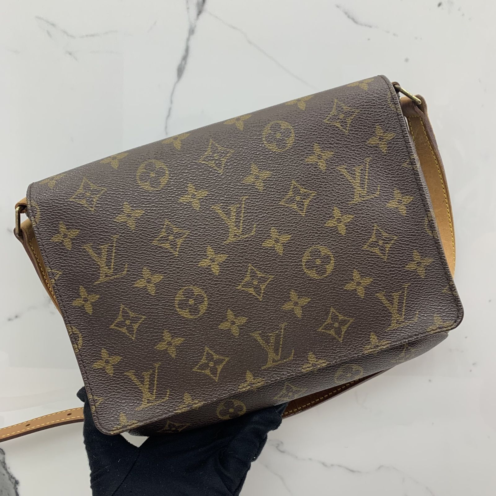 Louis Vuitton Musette Tango, Luxury, Bags & Wallets on Carousell