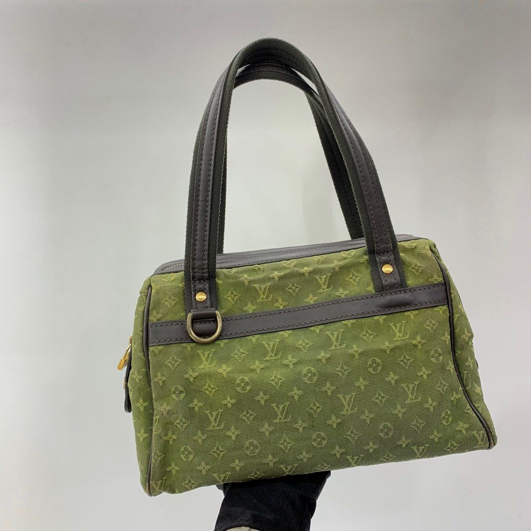 LV Clutch Army Green, Luxury, Bags & Wallets on Carousell