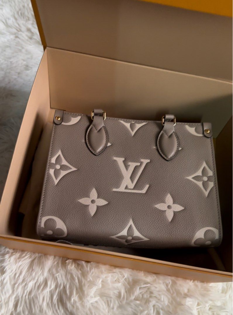 Louis Vuitton On The Go MM Size / Louis Vuitton on the go PM Size 💖,  Luxury, Bags & Wallets on Carousell