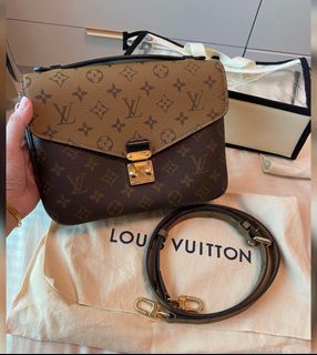 Louis Vuitton Pochette Metis (LV KL Boutique price is RM 11,300