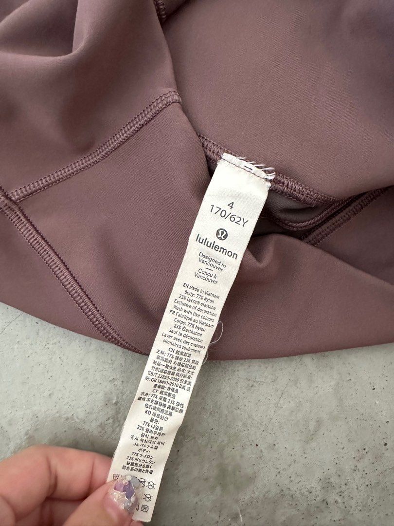 ⭐️Lululemon BRAND NEW comes with tag (not attached) align