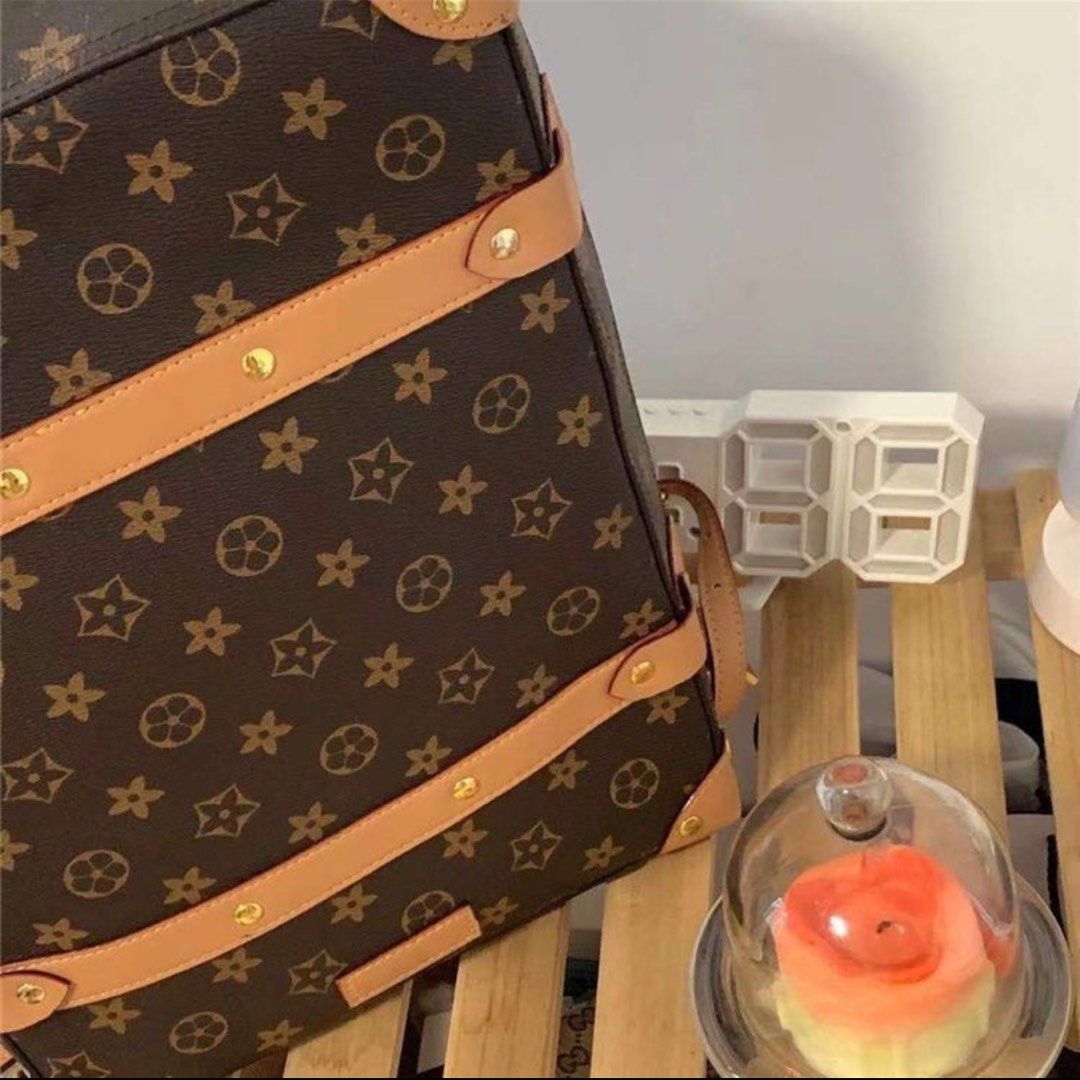 USED ** LOUIS VUITTON x SUPREME 100% AUTHENTIC LV CHRISTOPHER BACKPACK  -BLACK