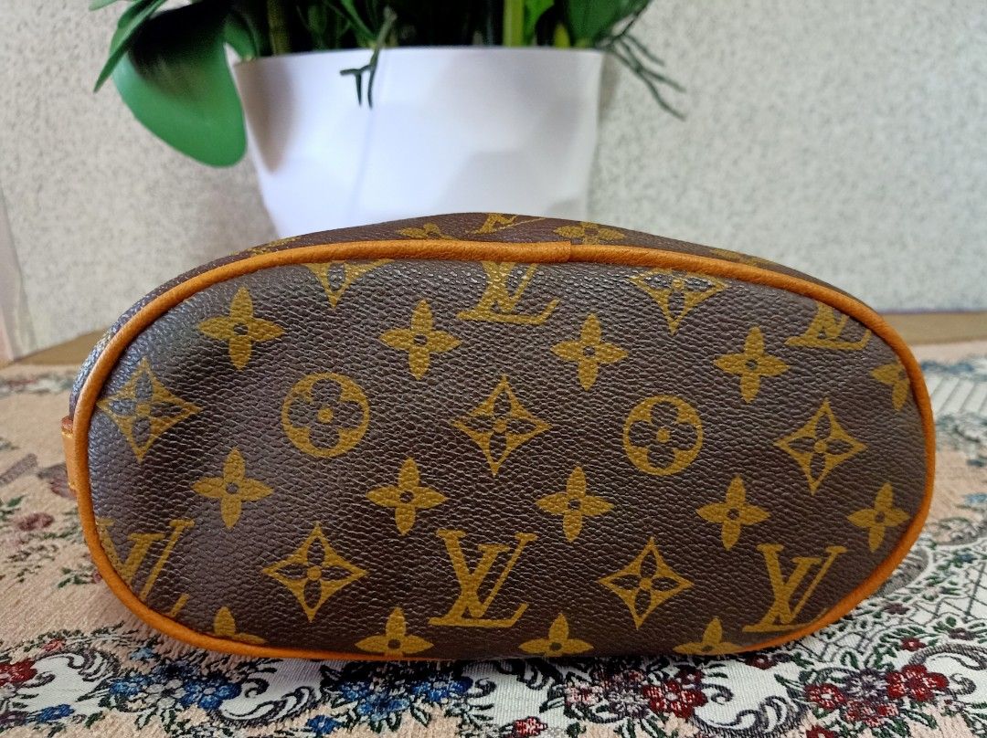 LV Monogram Drouot Shoulder Bag (used), Luxury, Bags & Wallets on