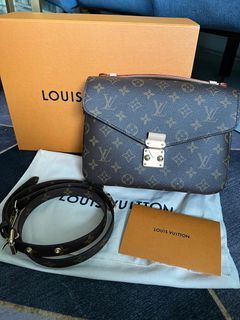 LV POCHETTE METIS (BRAND NEW) 💯, Luxury, Bags & Wallets on Carousell
