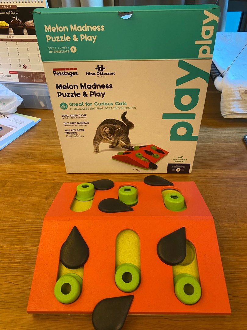 https://media.karousell.com/media/photos/products/2023/8/20/melon_madness_puzzle_and_play_1692519162_bde99683_progressive.jpg