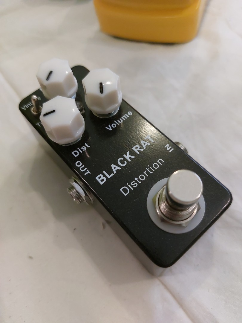Audio,　Black　Guitar　Effect　Rat　Audio　Speakers　Distortion　on　Soundbars,　Mosky　Amplifiers　pedal,　Carousell