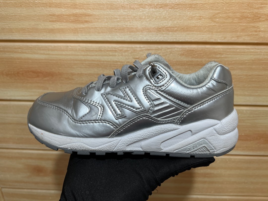 New balance 580 womens Silver 2025