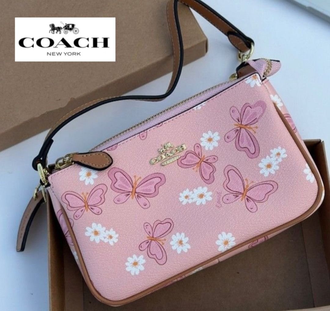 Coach Tote Pink 10/10, Luxury, Bags & Wallets on Carousell