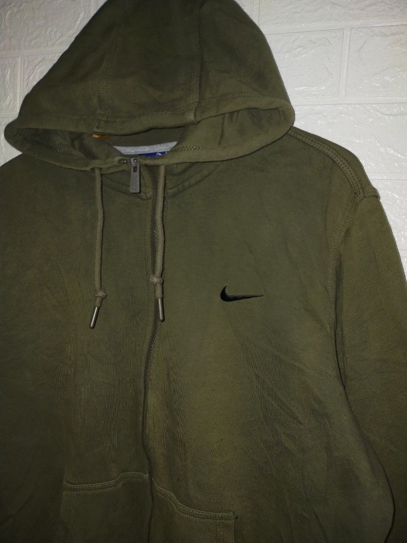 Army green hoodie nike store