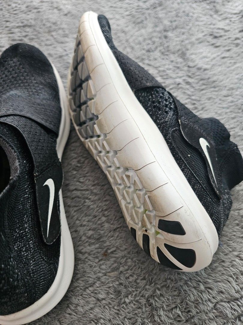 Nike free and deals flexible womens