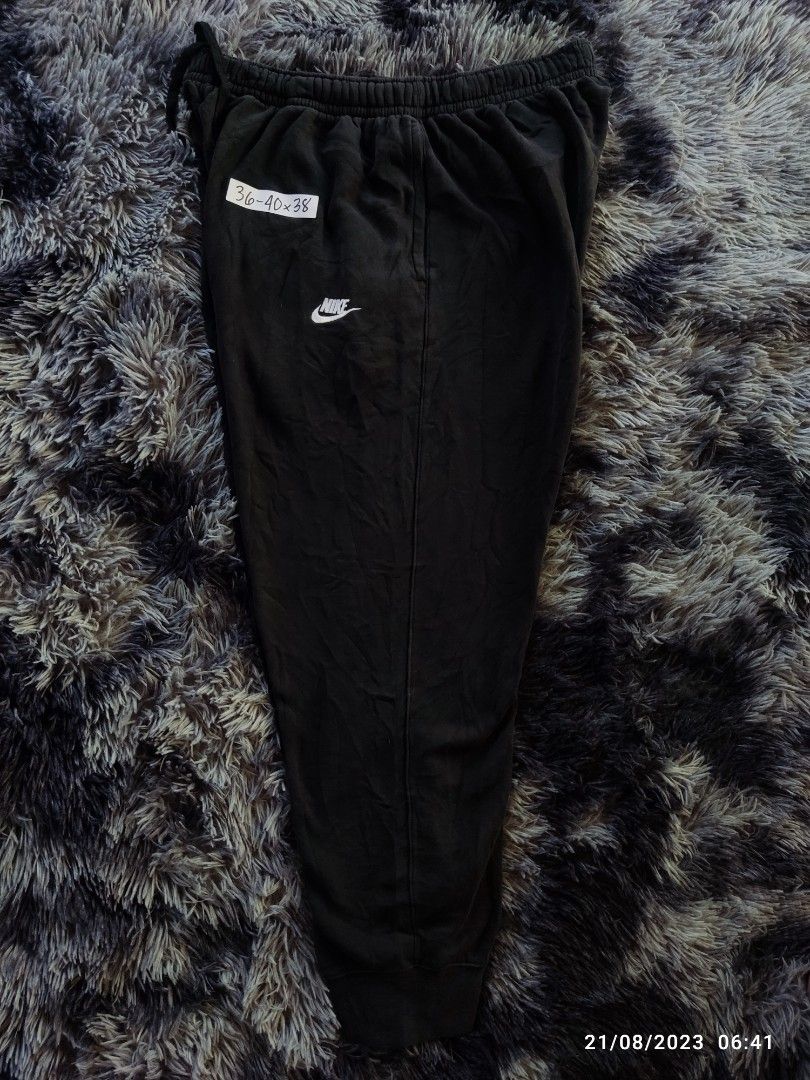 Xxl nike joggers 2025