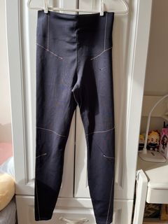 （分類：）位於 。 由 butterflyblublu 提交（商品編號 1250075358，圖片 1）。簡介： 。