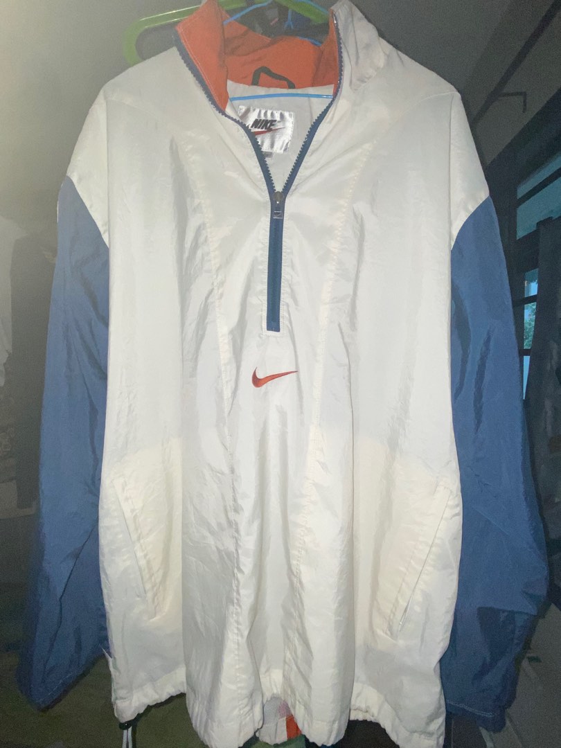 White quarter shop zip windbreaker