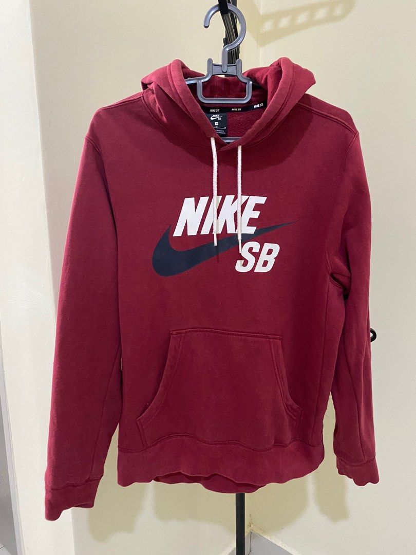 Maroon nike sb outlet hoodie