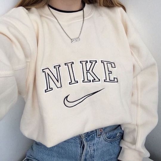 nike vintage oversized sweatshirt pullover sweater, Women's Fashion, Tops,  Longsleeves on Carousell