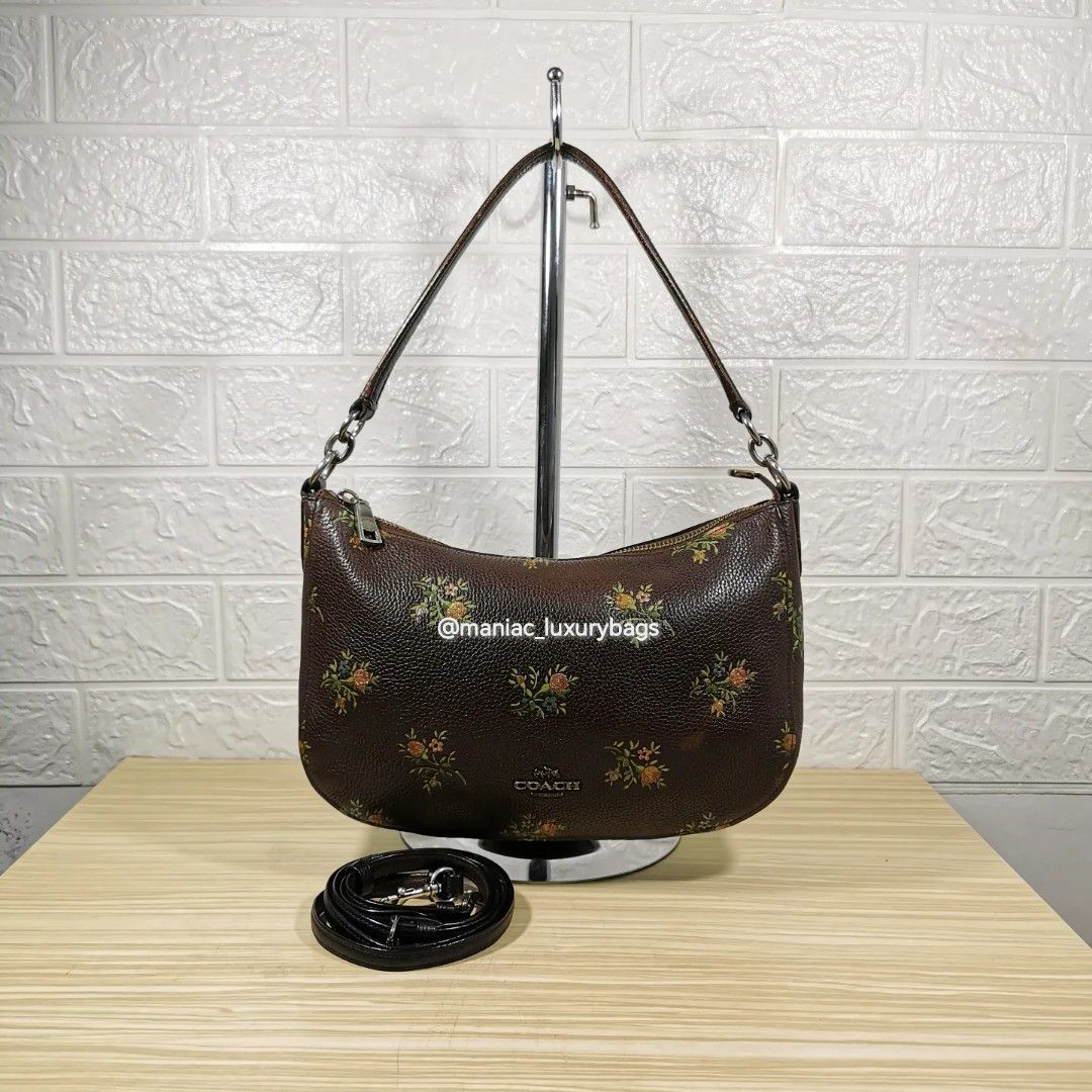 New coach pennie shoulder bag in colorblock original, Fesyen Wanita, Tas &  Dompet di Carousell