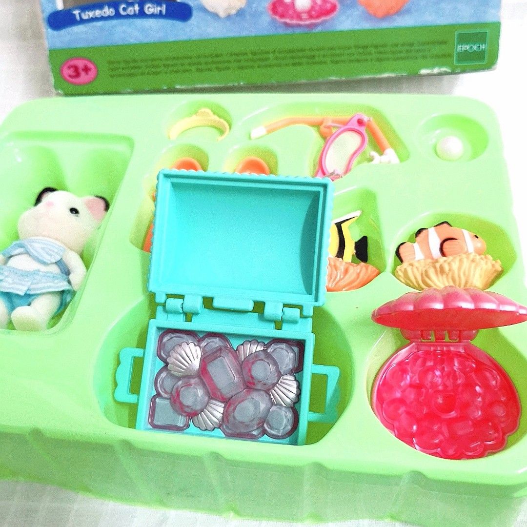 Preloved Sylvanian Families Seaside Treasure Set