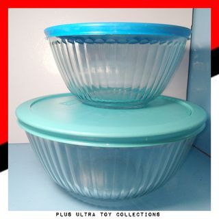 PYREX Sculpted Glass Mixing Bowl - US Imported