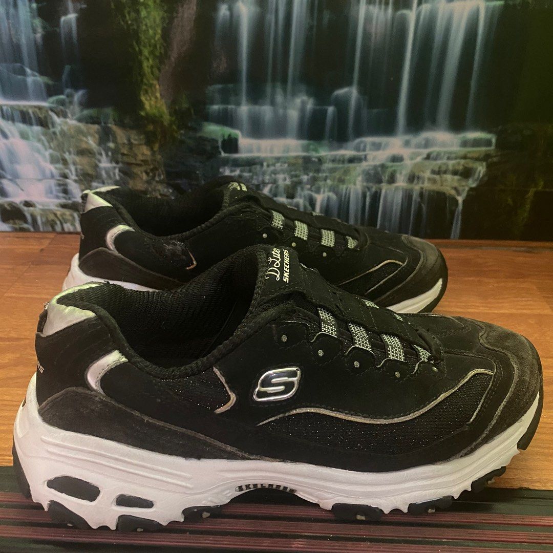 Sepatu Sneakers skechers size 36 mulus sekali