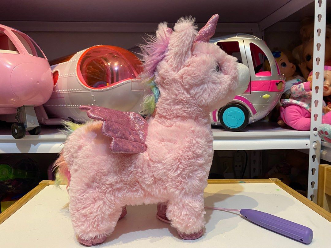 Singing and discount dancing unicorn