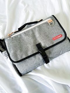 Skip hop changing mat