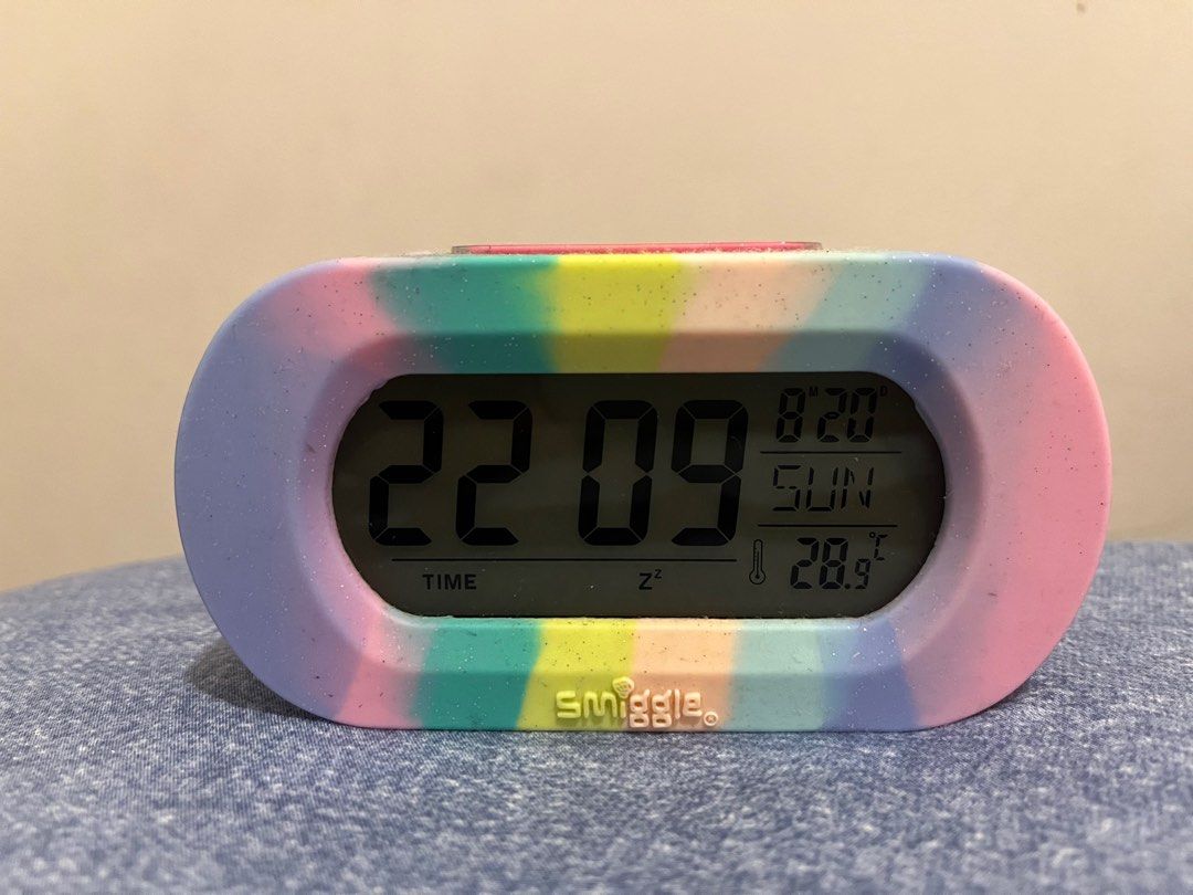 Smiggle digital clock with alarm, Furniture & Home Living, Home Decor