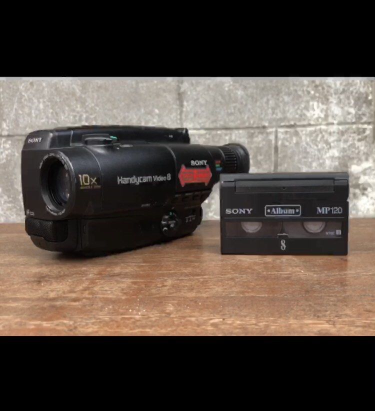 handycam video8 CCD-TR250 - ビデオカメラ