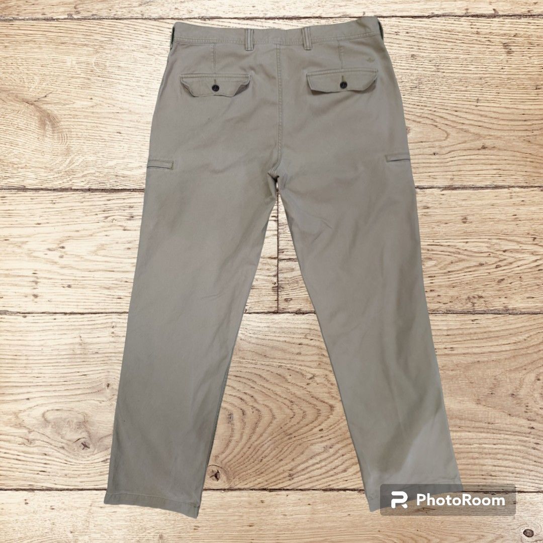 Dockers classic fit cargo pants hotsell