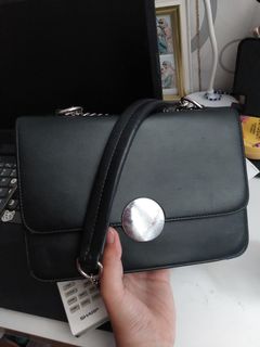 (Kategori: ) berada di . Dikirim oleh ffnnss (ID iklan 1250066176, Gambar 1). Deskripsi: .