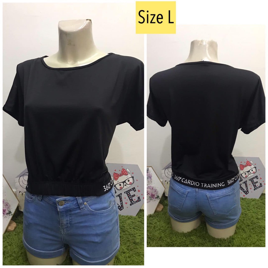 Top, Women's Fashion, Activewear on Carousell