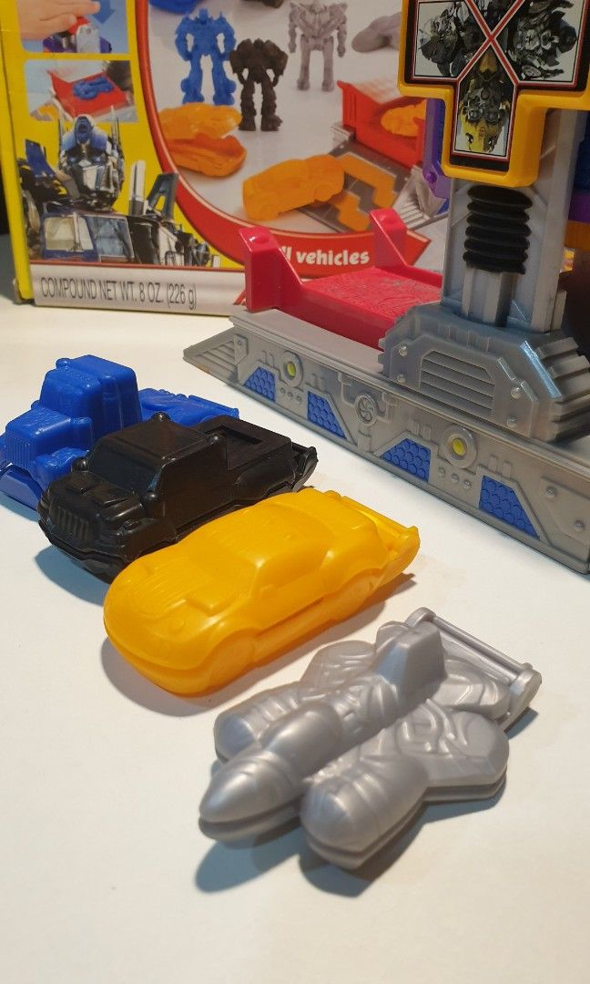Play doh discount transformers autobot workshop