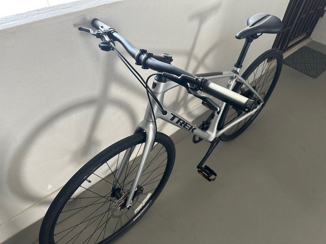 Trek FX 4 Sport Carbon M size w GRX Sports Equipment Bicycles