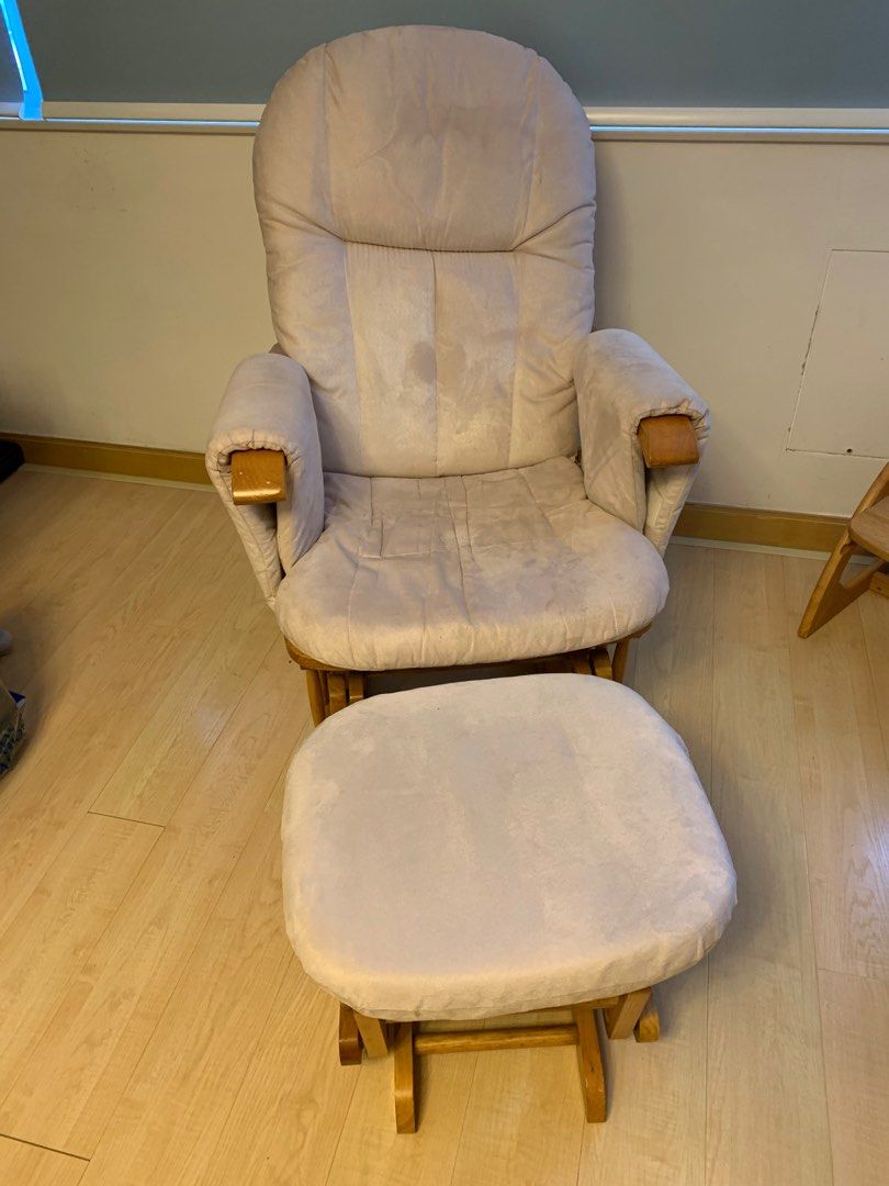 tutti bambini nursing chair