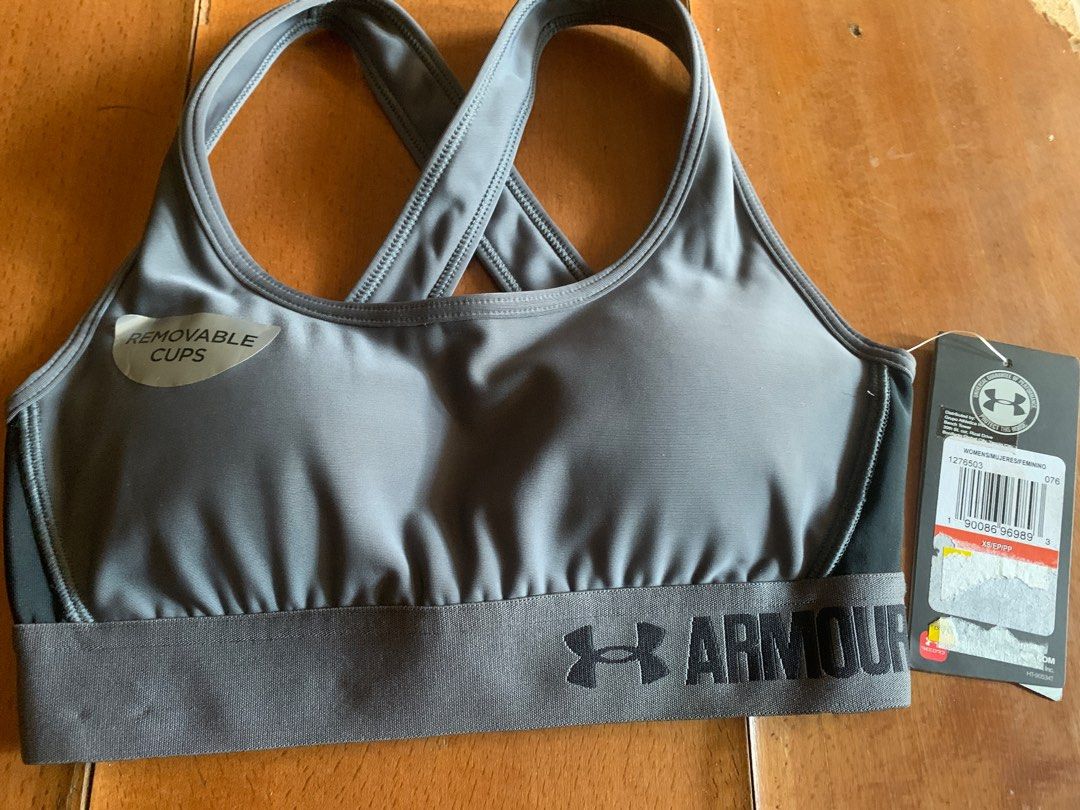UA sports bra (Category: Activewear) located in Pasig City. Submitted by lizzy_ph (Listing ID 1249997652, Image 2). Description: Decluttering.