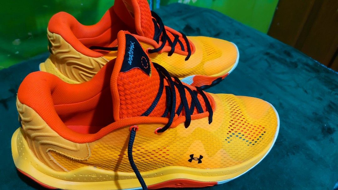 Under Armour Anatomix Size 10.5 (Category: Sneakers) located in Pasay City. Submitted by segundamano_08 (Listing ID 1250166413, Image 1). Description: Under Armour Anatomix slightly used..