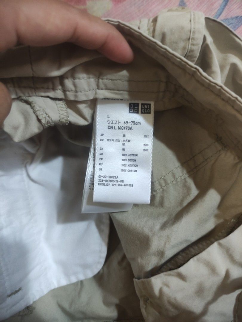 Uniqlo Beige Cargo Pants on Carousell