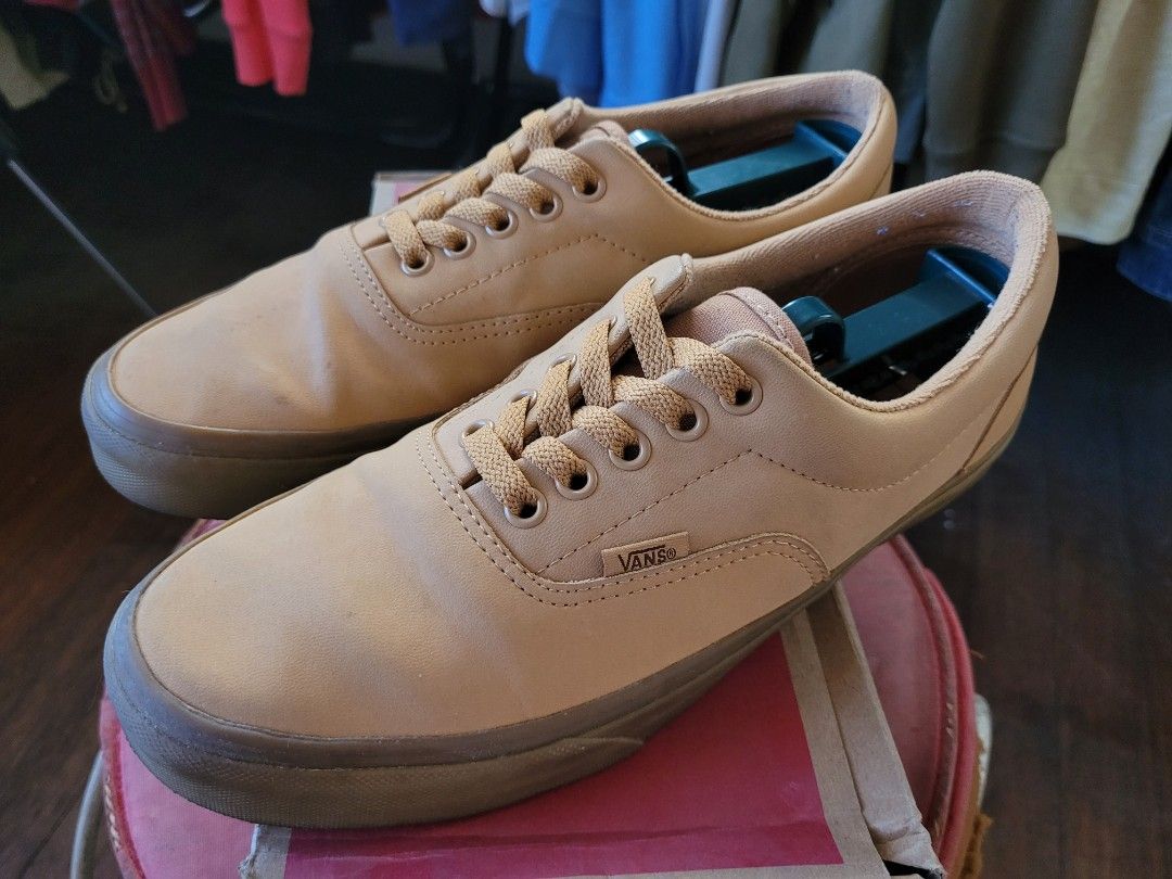vans era khaki gum sole