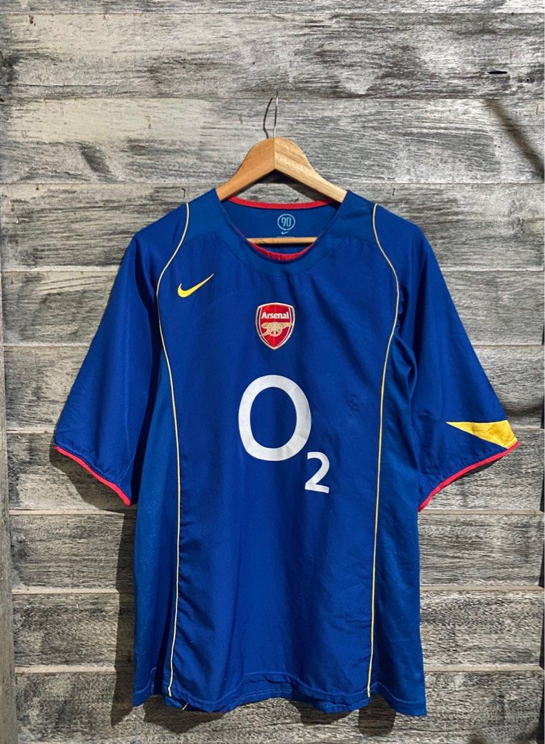 Arsenal 2004 outlet away kit