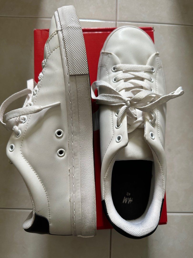 White Casual Sneakers